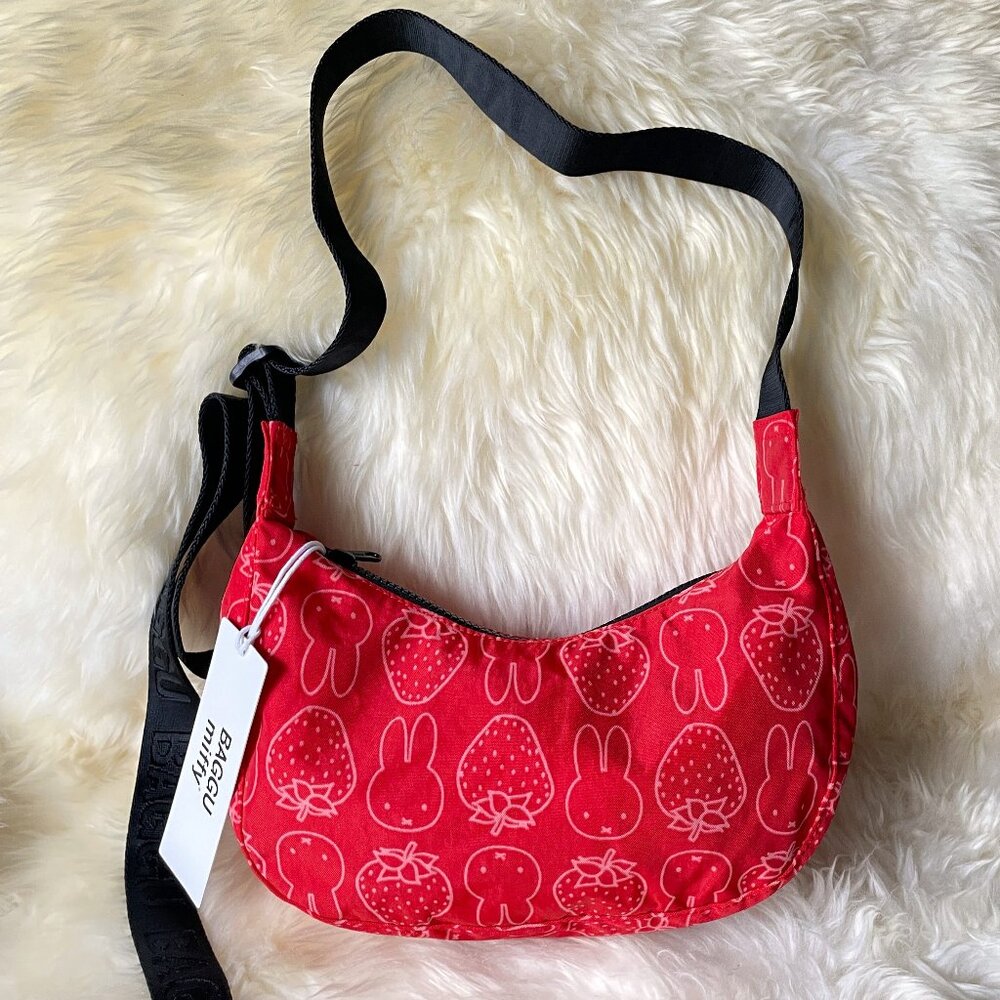 NWT Baggu Small Crescent Bag - Miffy & Strawberry